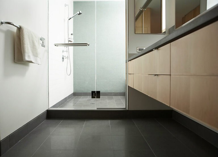 washroom tiles1